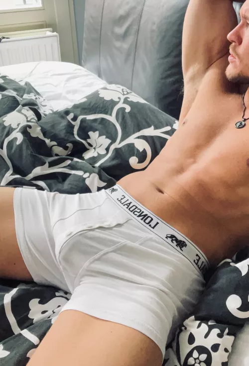 I would love to be licked..