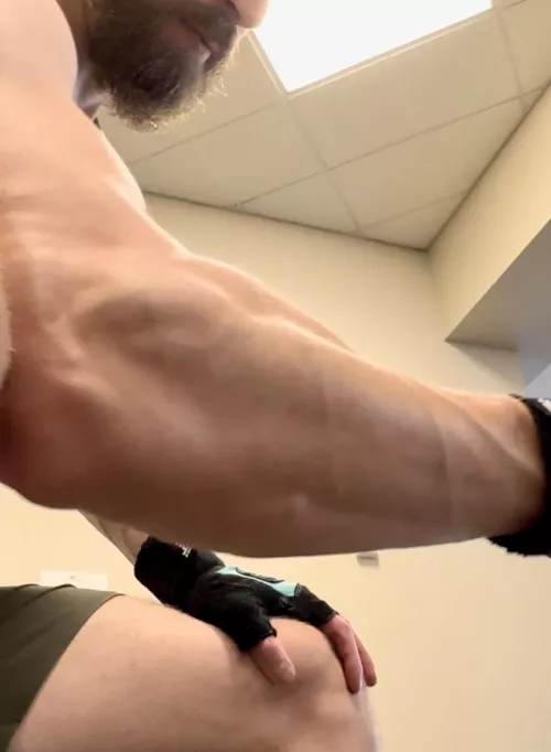 Just some Sunday morning pump 💪🏻