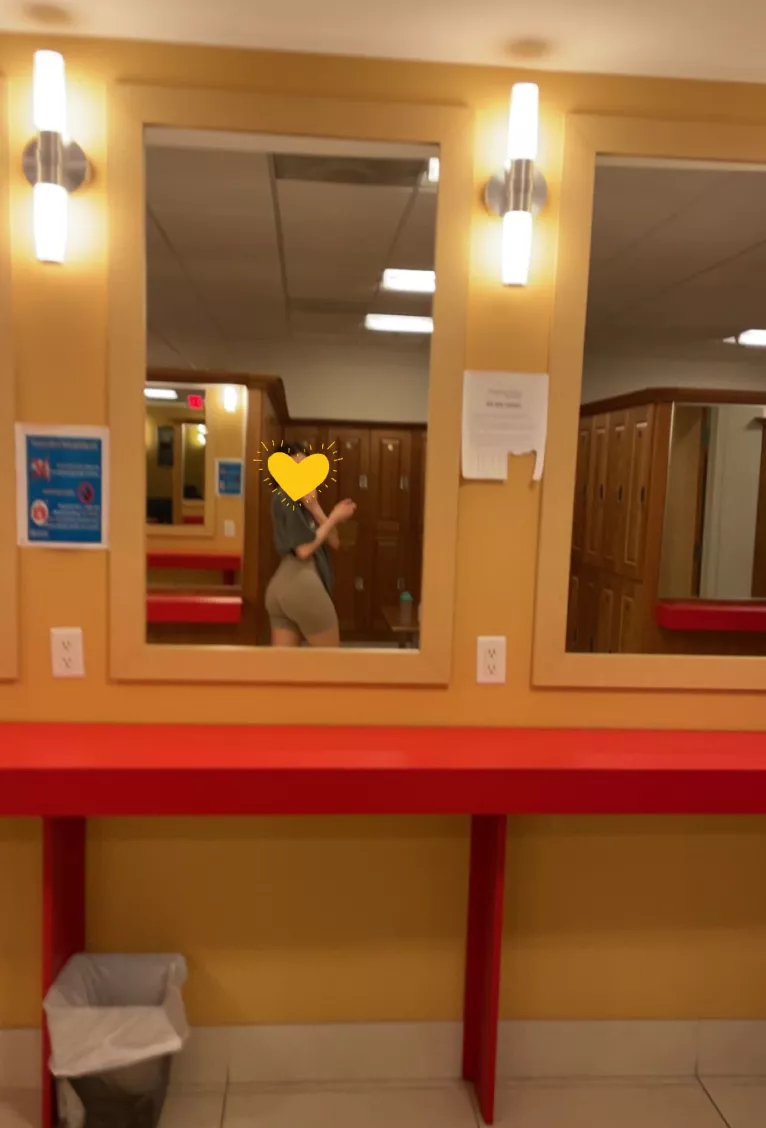 Right before I change, what do you think?!