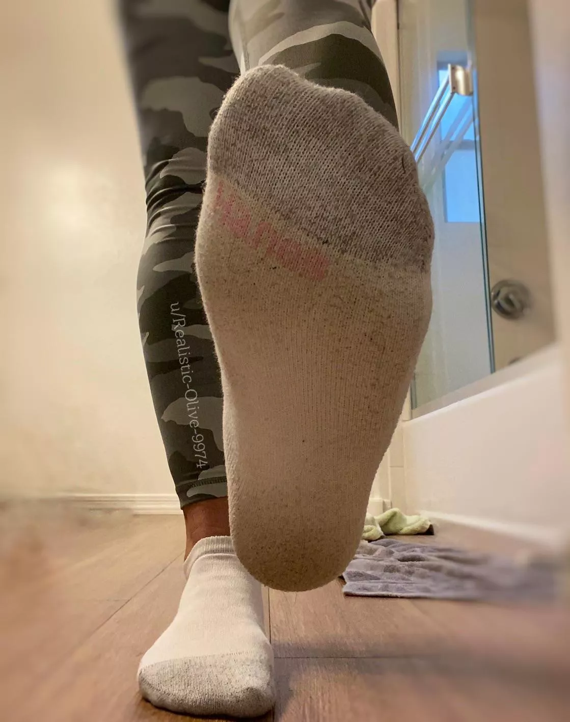 Sweaty sock incoming !!
