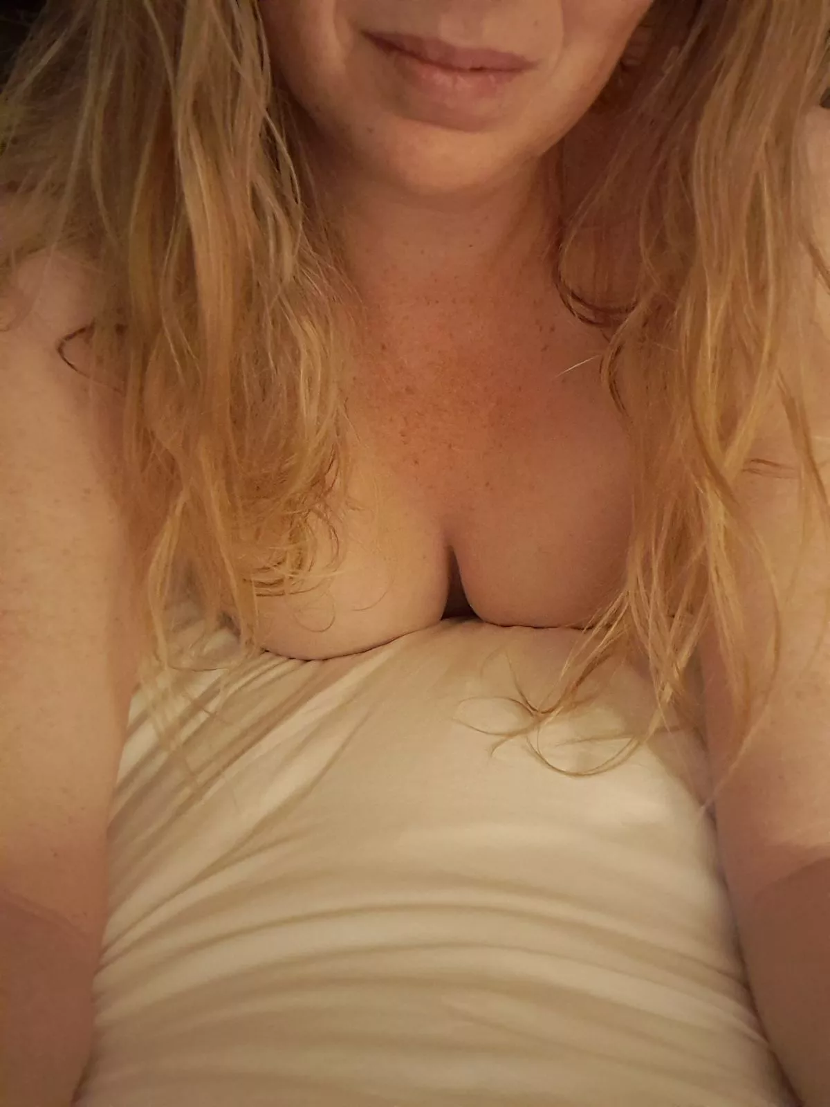 Tangled hair and freckles