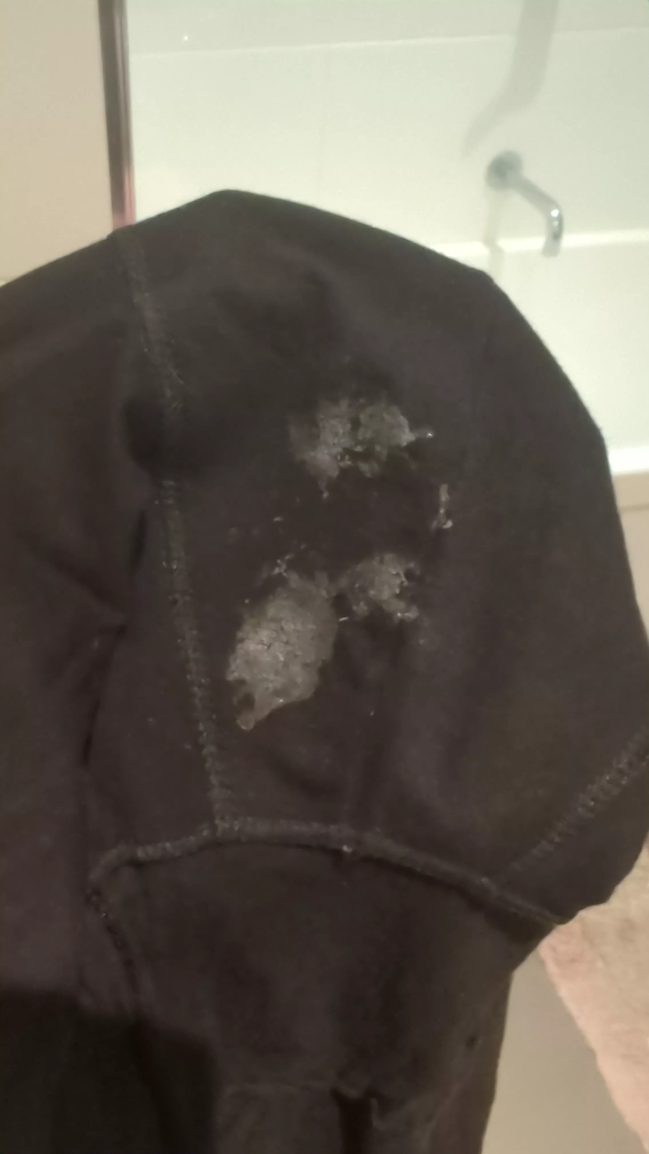 The aftermath of scrolling through Reddit on the way to a BBQ, alone on the back seat 😅