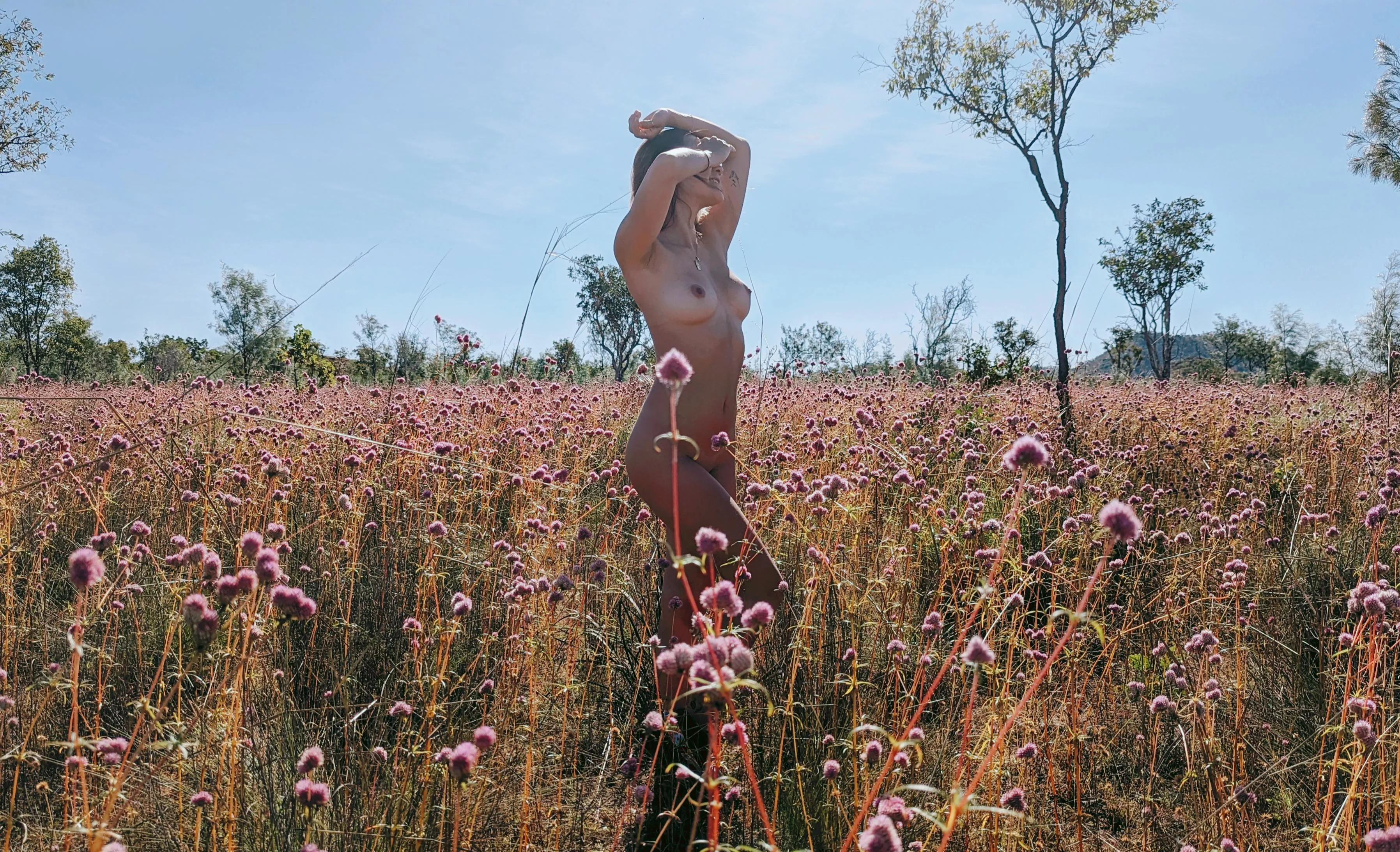 the most feminine frocliking in the wild flowers I've been