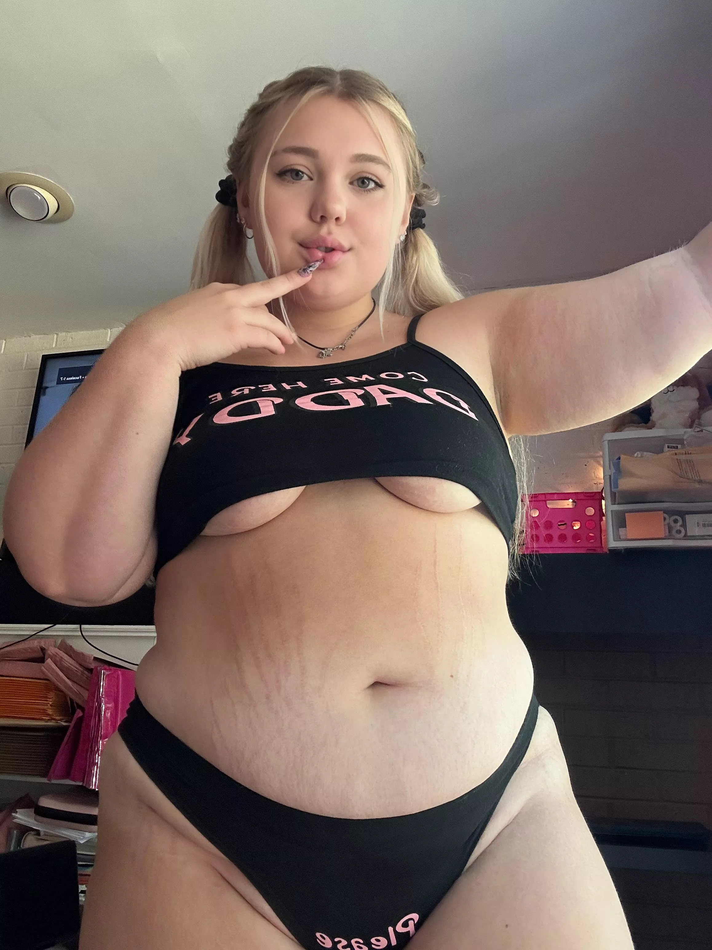 chubby blondes do it best