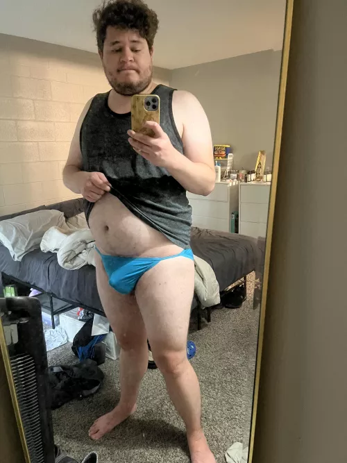 Do you guys like bikini briefs?