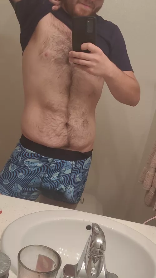 It wants out 🤤😘