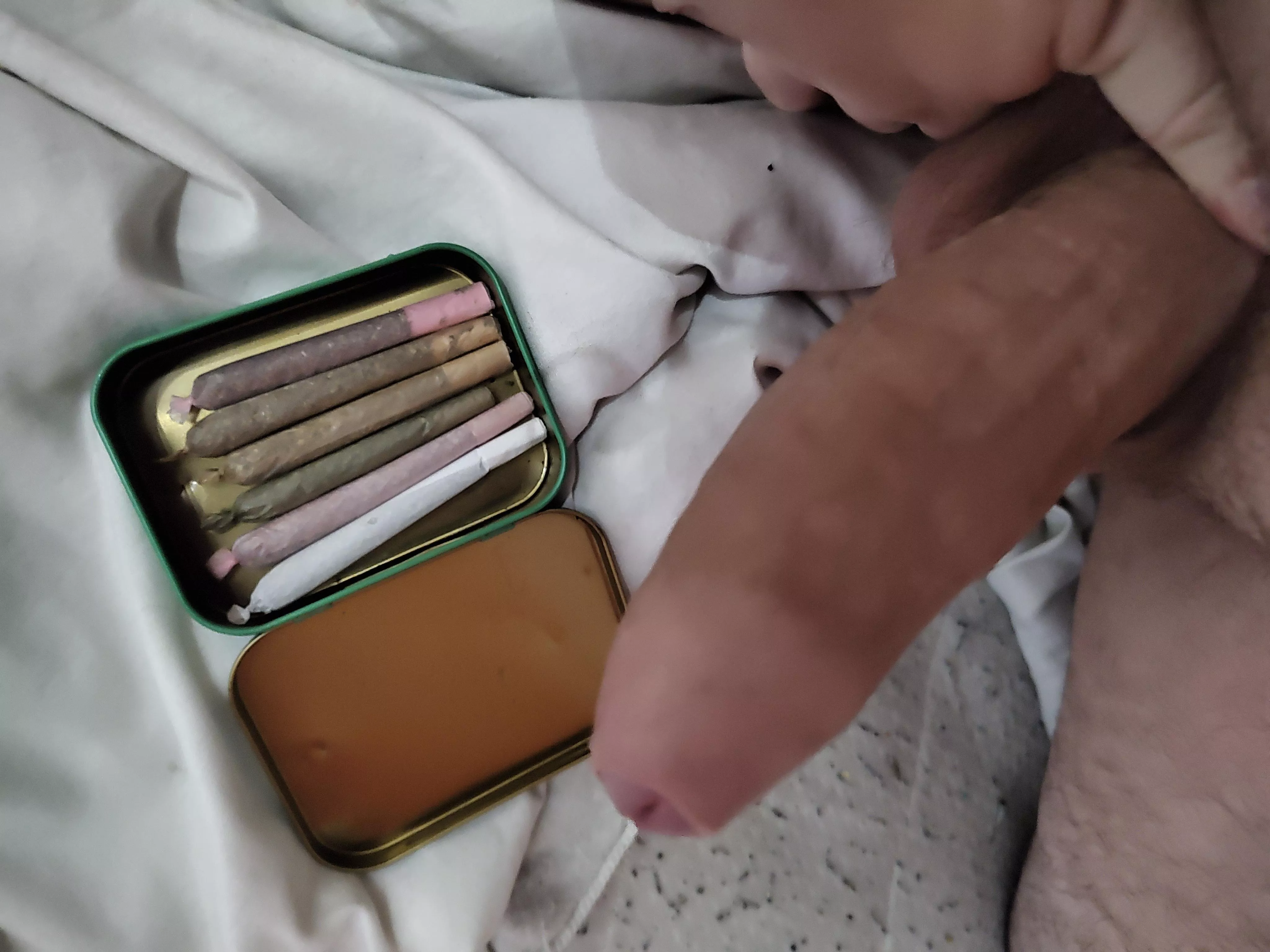 [m] Who tryna join me for a fun night?