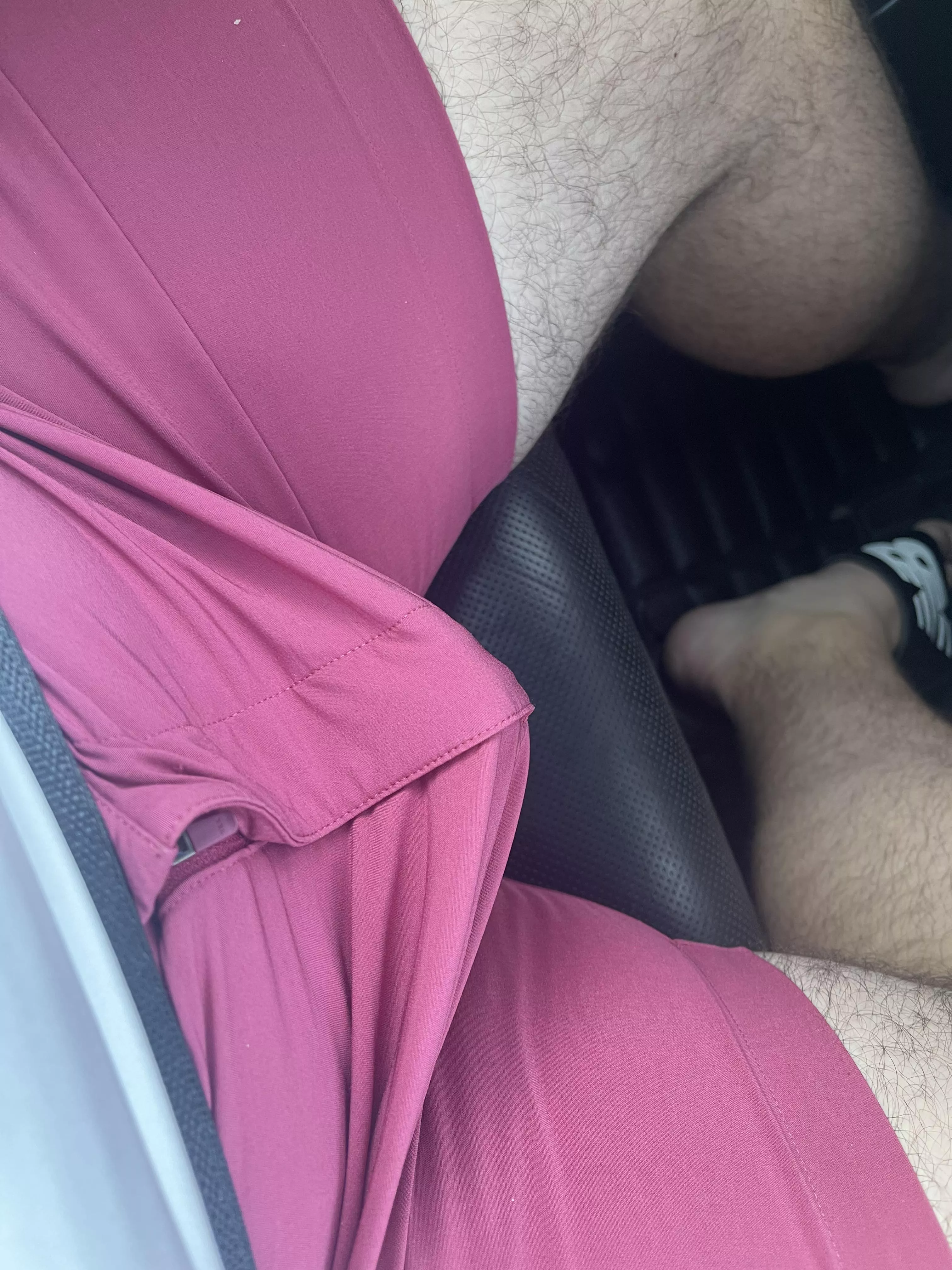 My wife kept grabbing while driving, I asked what’s up, she said look down. 😍😎