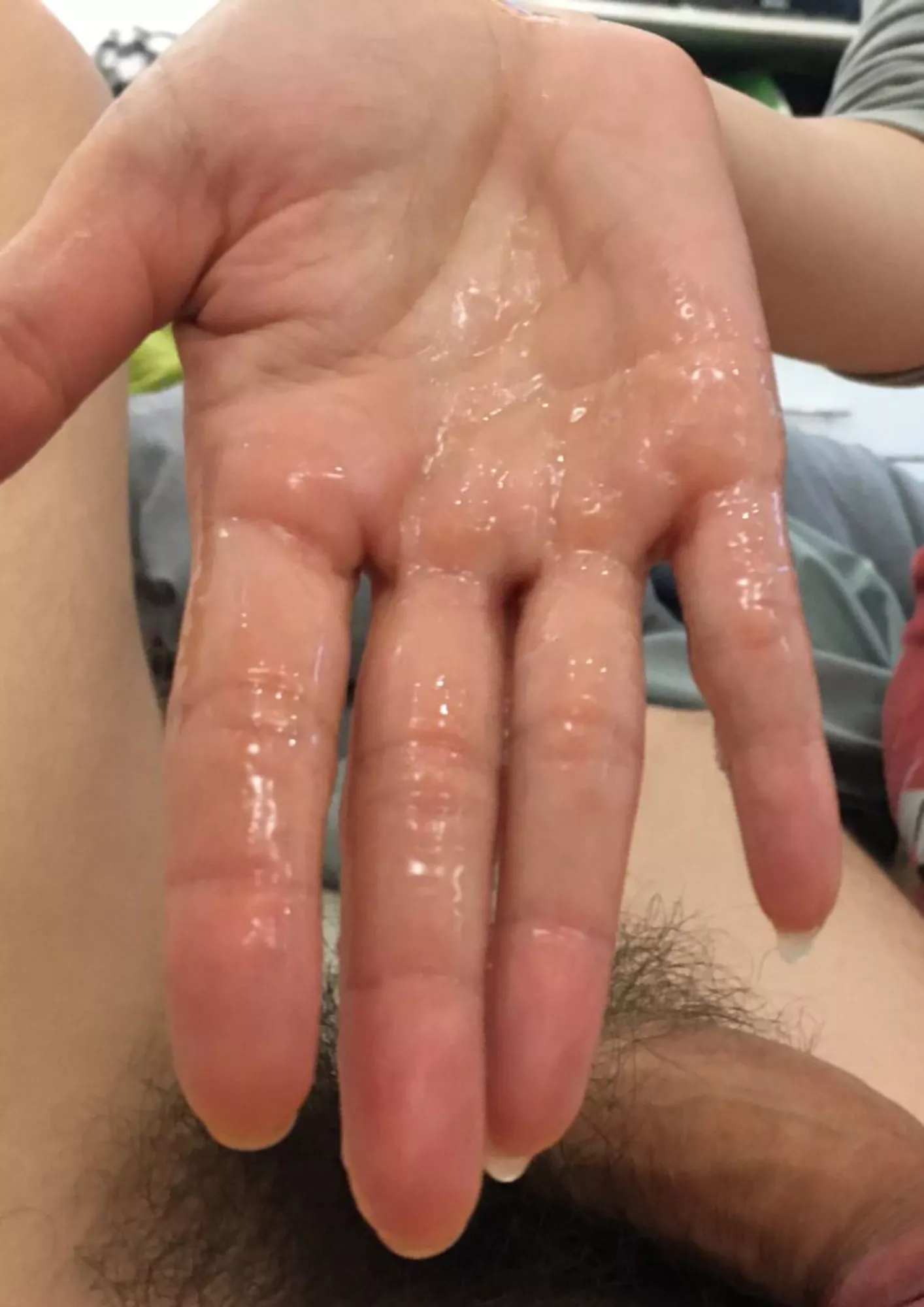 Ready to punish her for couldn't keep it in! Playing with this slut for days. Now Im gonna lock it up while he is eating it!