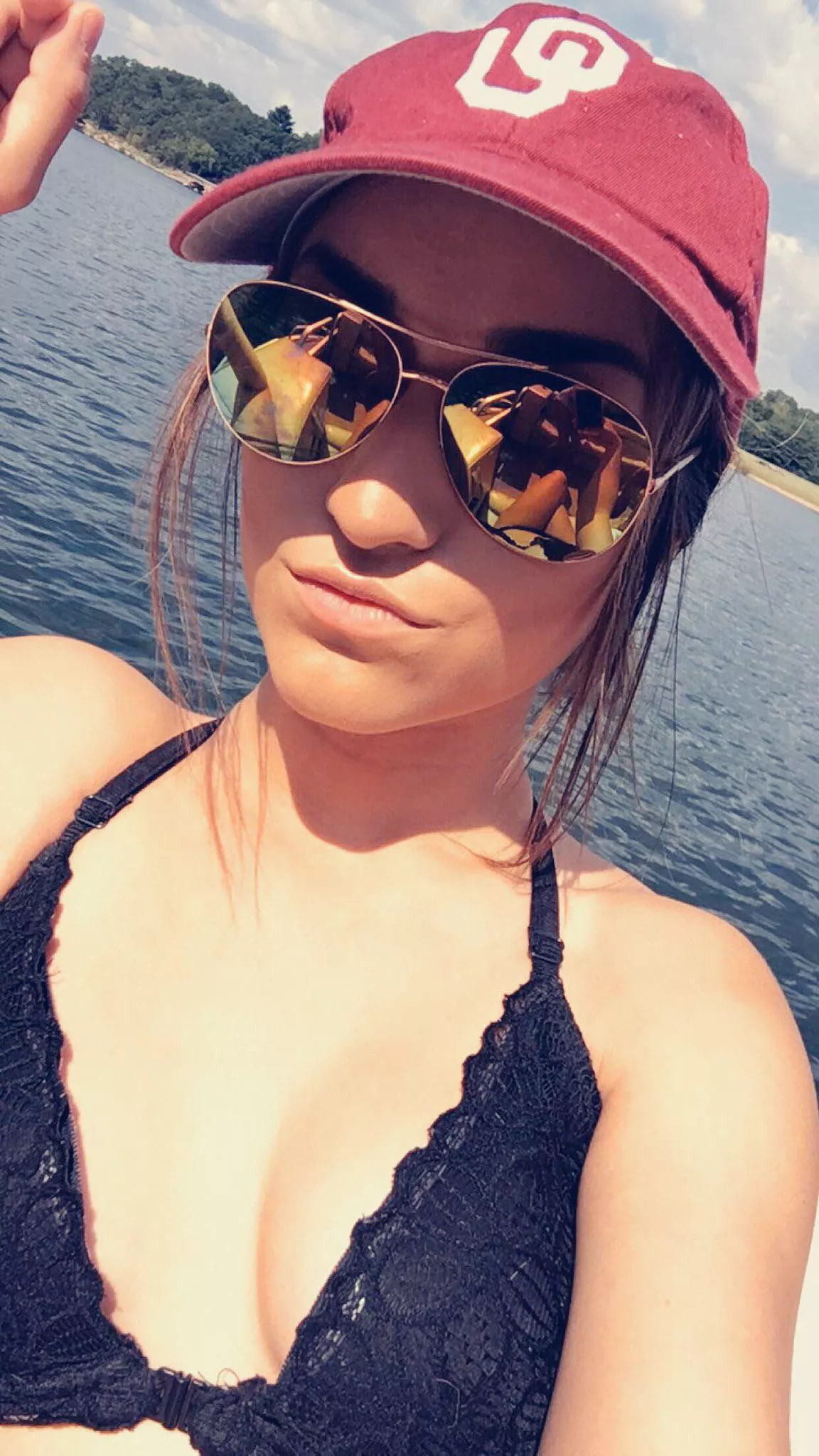 Too obvious I wore a bra to the lake ¿?