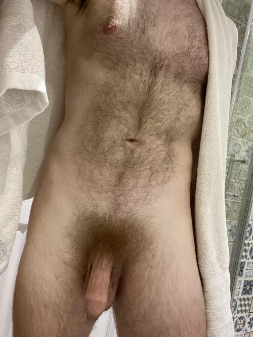 Uncut & furry neck to ankle…any other Otts wanna wrestle??