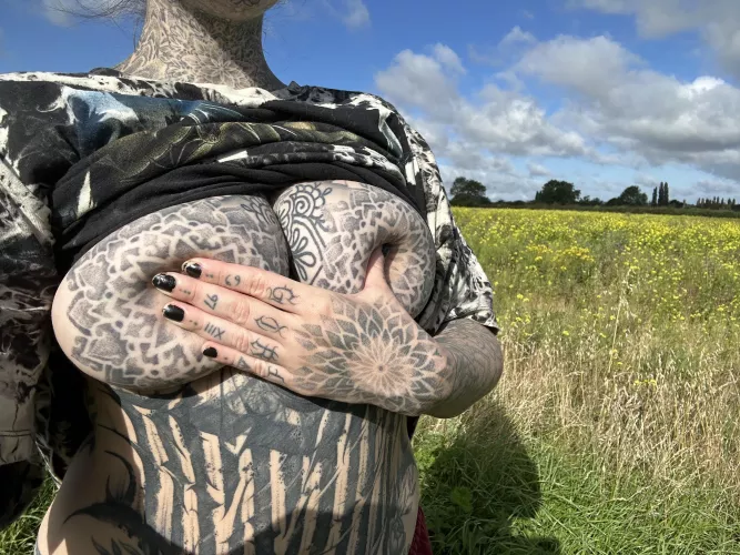 5+ years of the tit tats and they’re still my favourite ❤️‍🔥