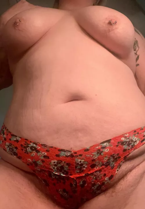 Are fat sluts with daddy issues your type?