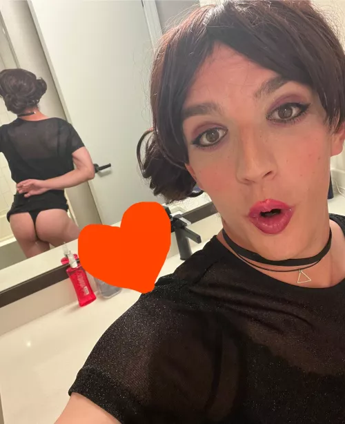 BEGGING for a face full of cum😋😛😍