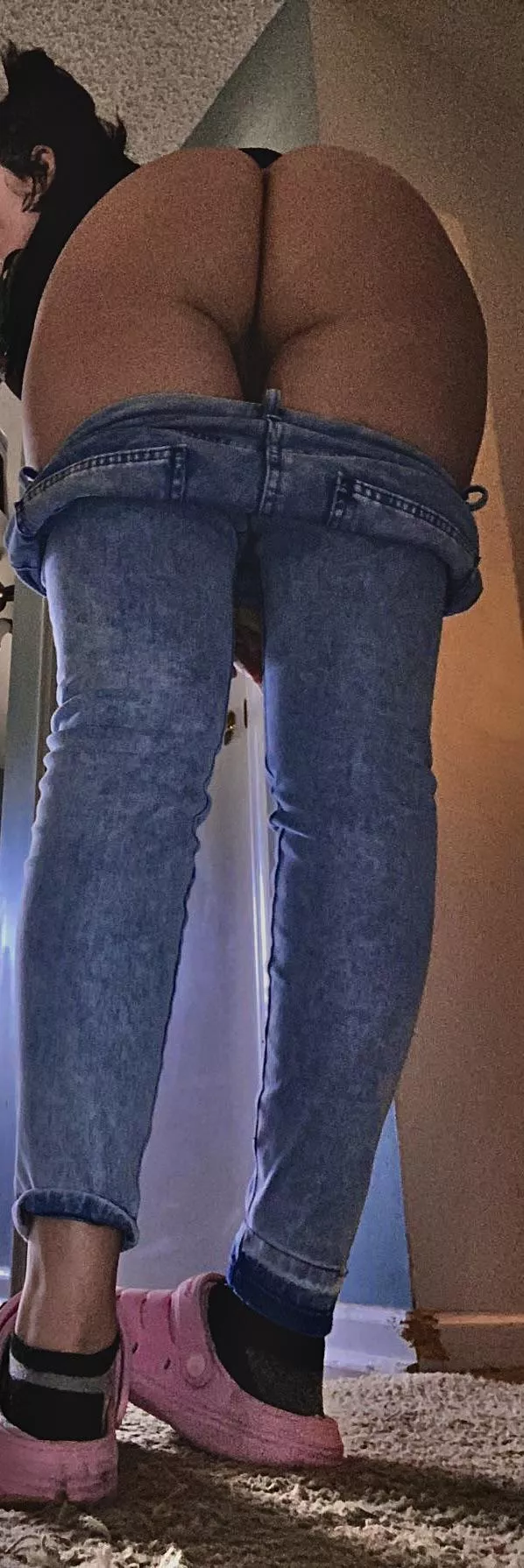 bet you could balance a peach right the fuck on top it’s so perfect