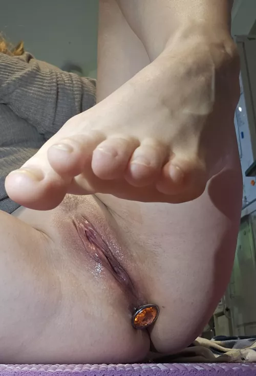 Cum take care of my holes for me?