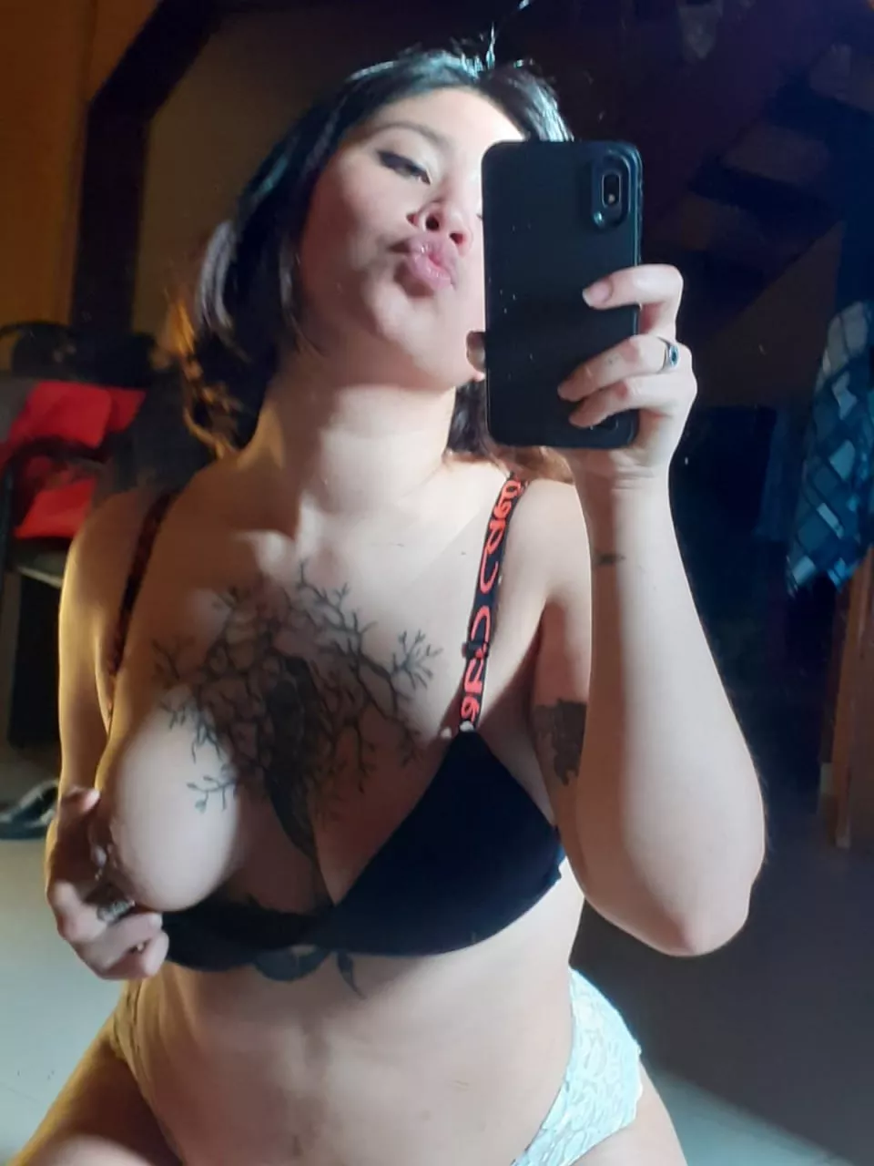 Do you like Latina moms?