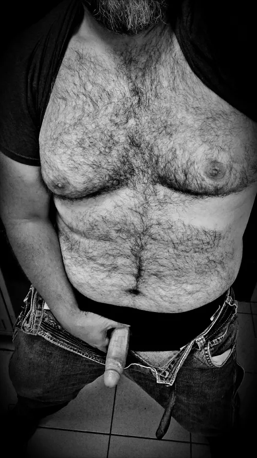 Hard at work. Too bad all these curvaceous ladies on here get me too worked up.