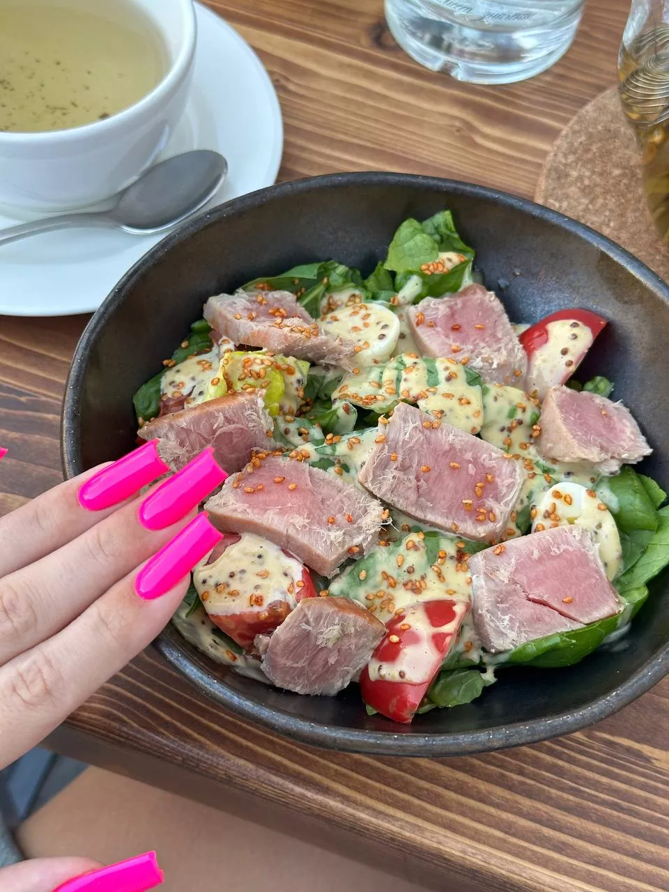 i know my nails will turn you on