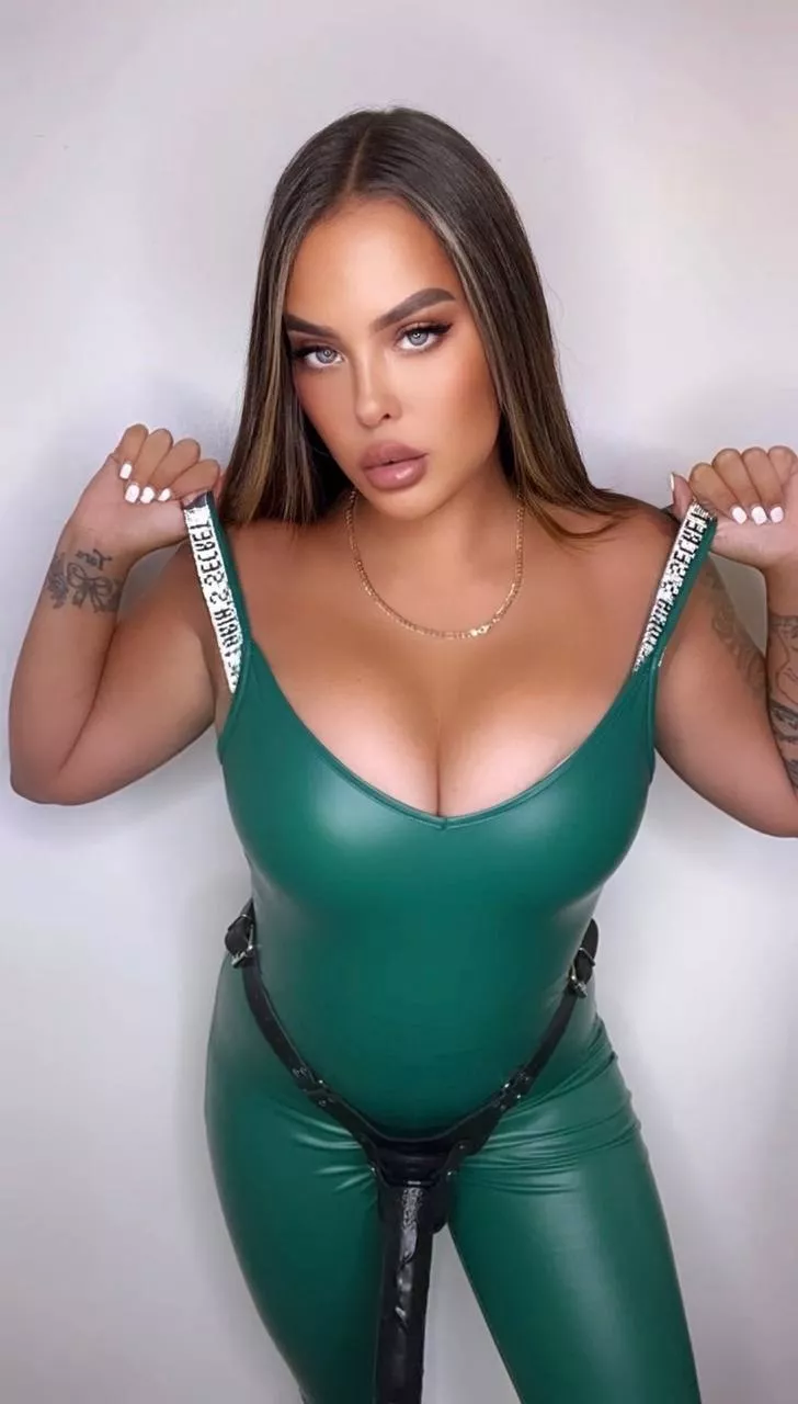 I think i could fit it all inside you 🤔