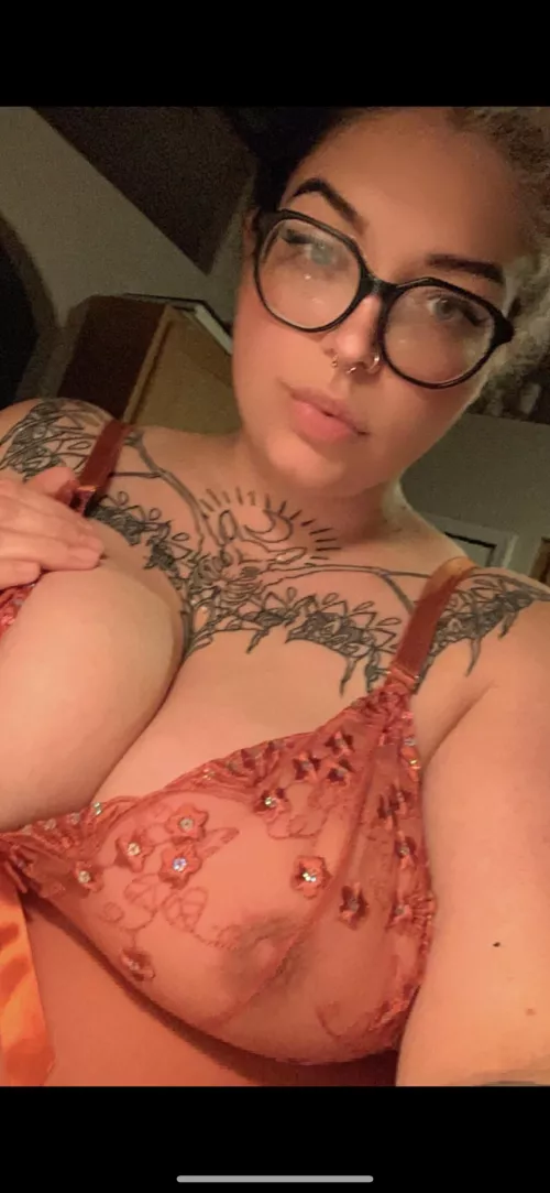 Making a late night snack..could I be your alllll night snack