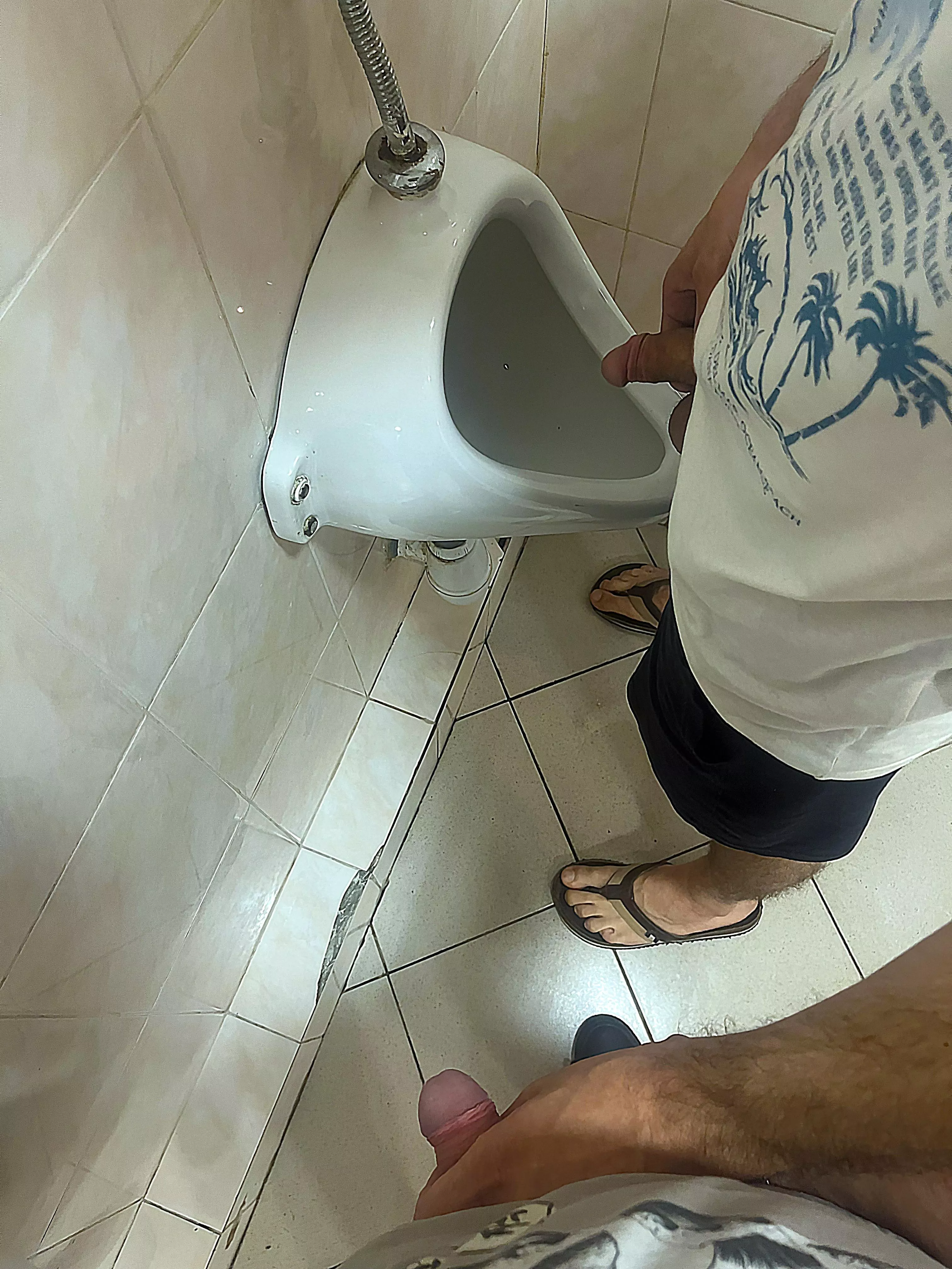 Nice meeting in the toilet