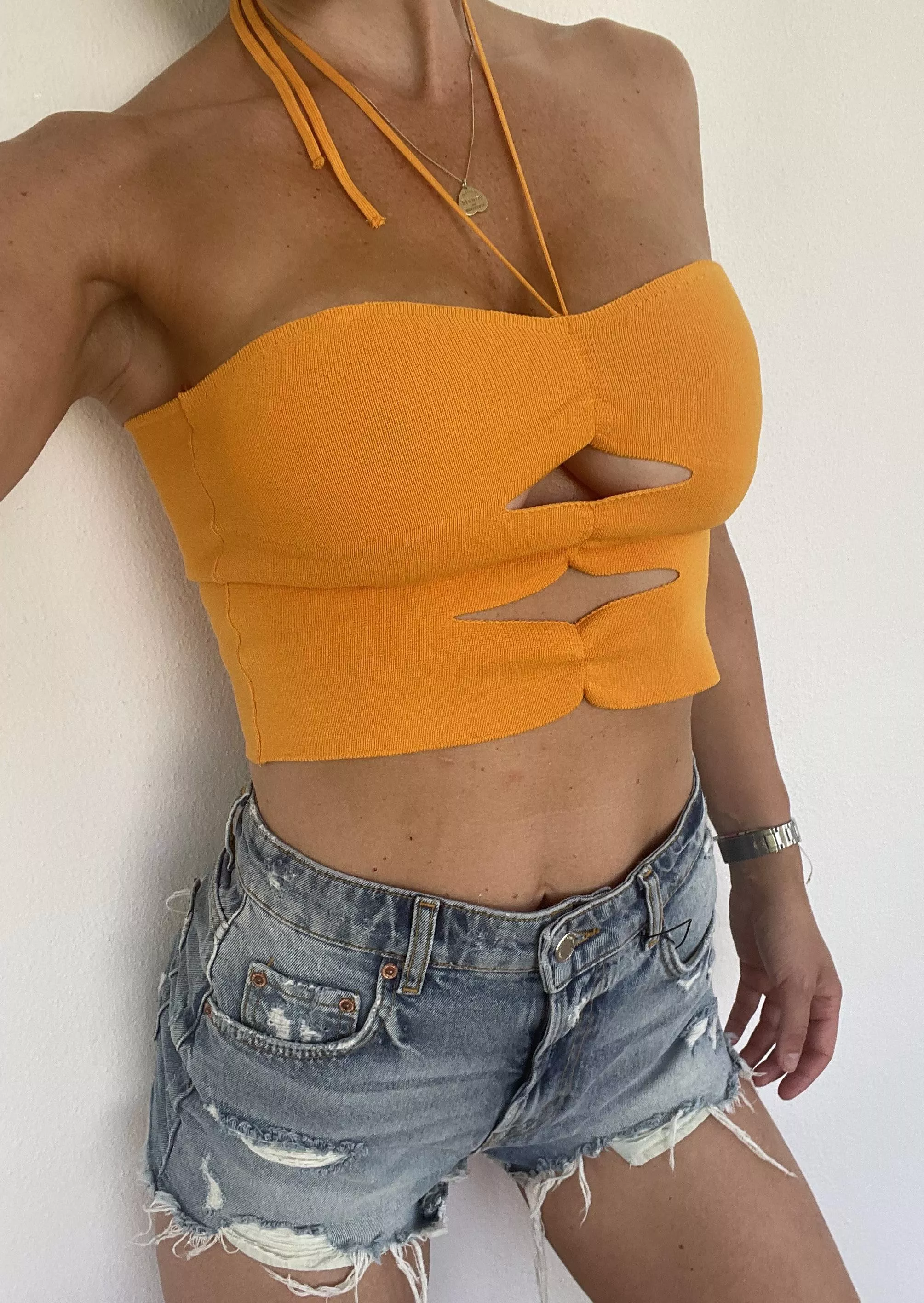 Orange is the new black 🧡🖤