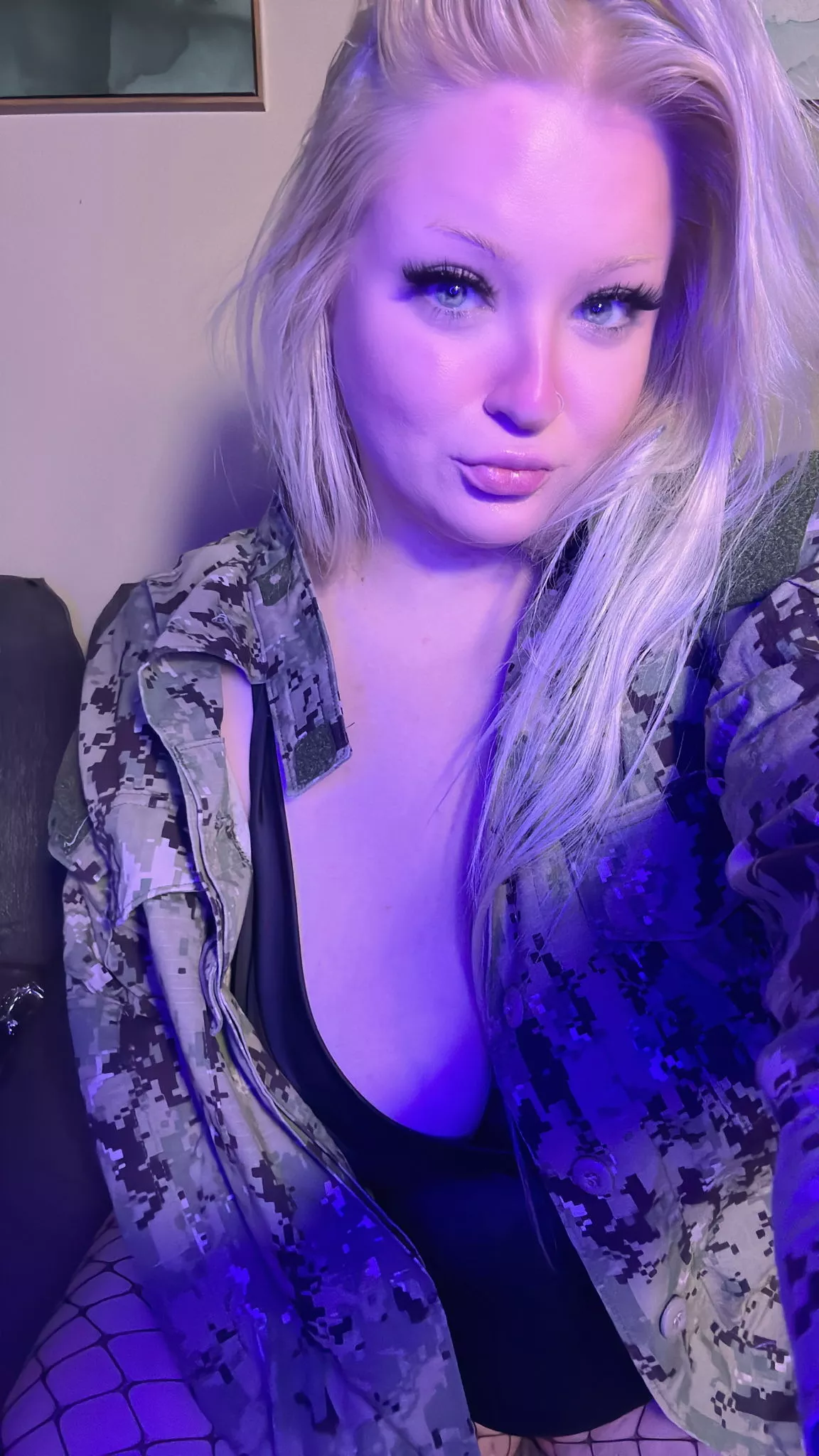 Proudly showing my Navy vet mombod [F]