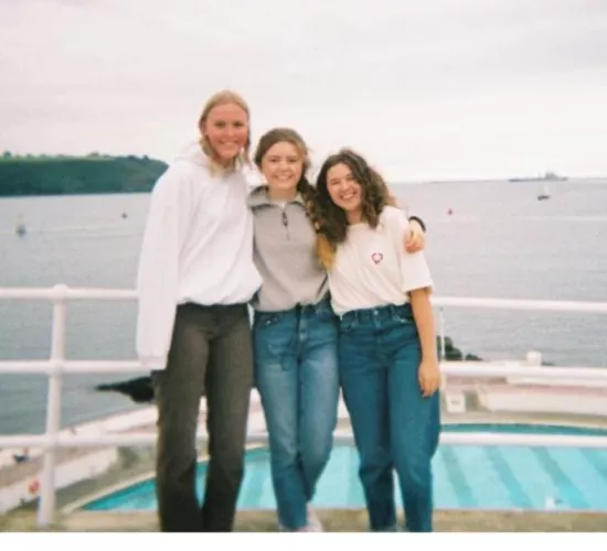 Rank the three in terms of facesitting