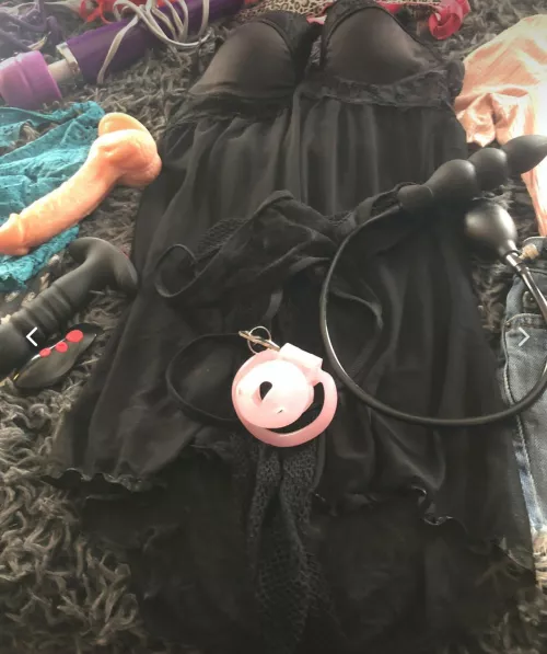 What If I asked you to wear this for me after our first date