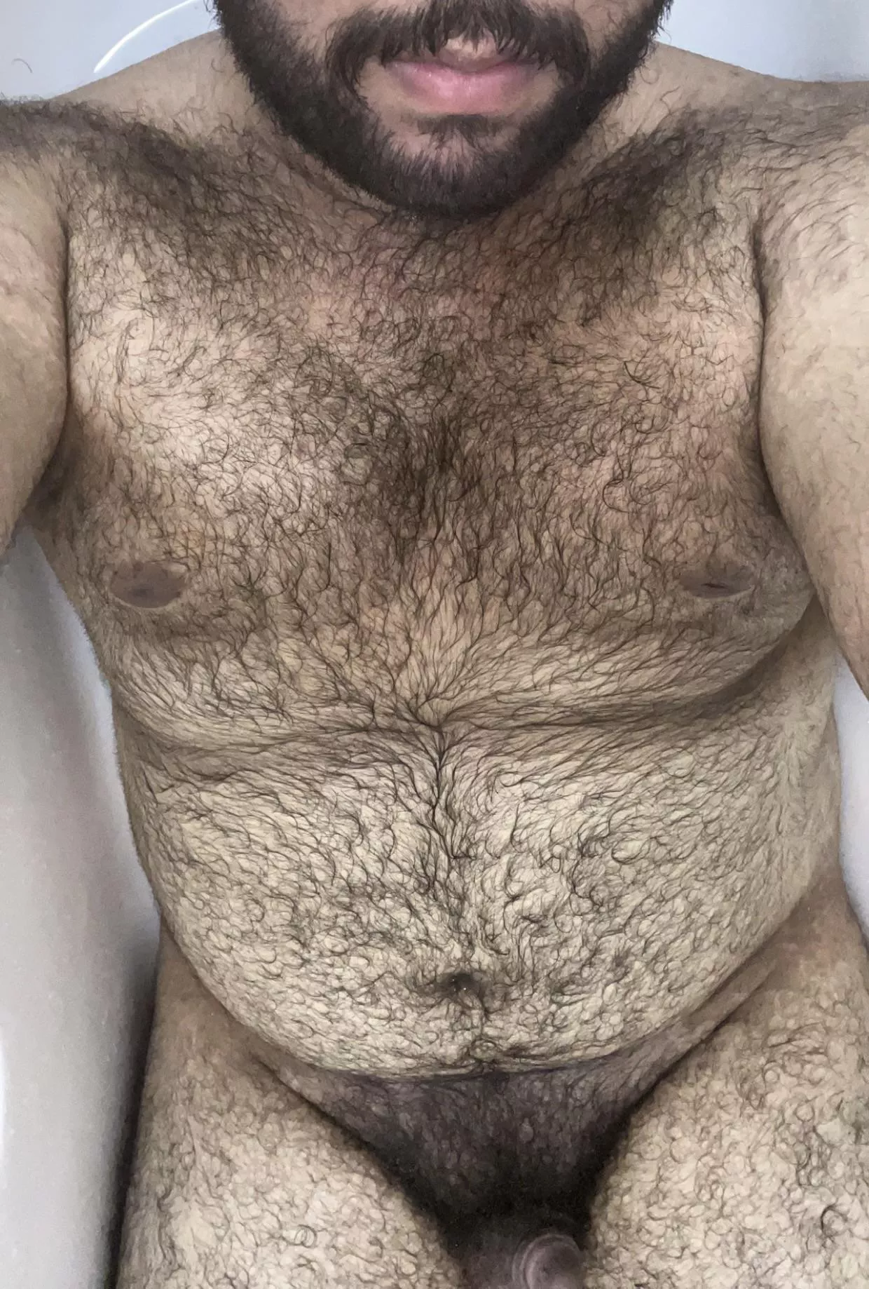 (20) Do tops like a bottom this hairy?