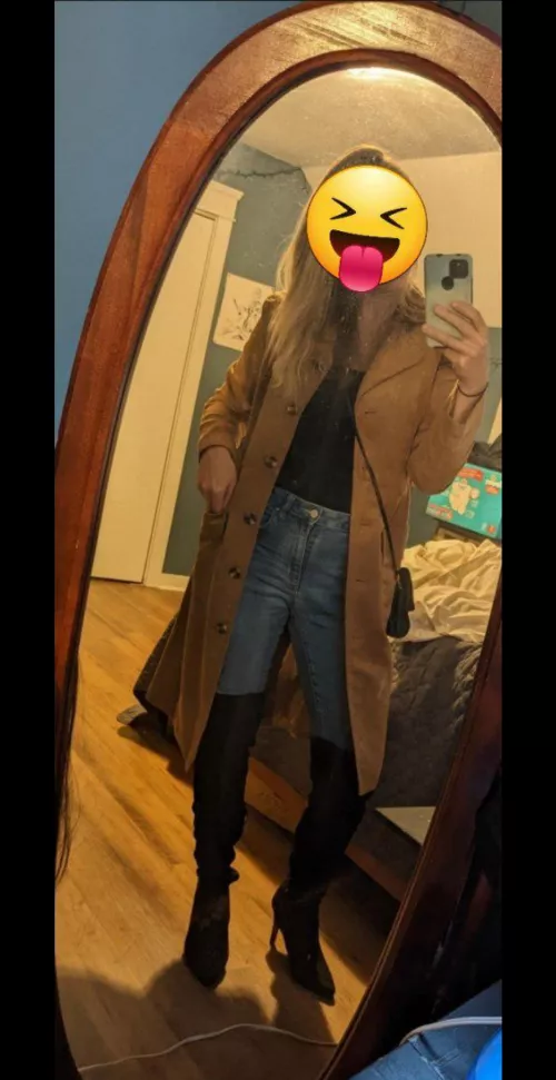 Bought my best friend these boots.. fall is the best