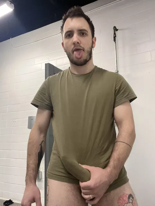 Do you need a handyman ?(29)