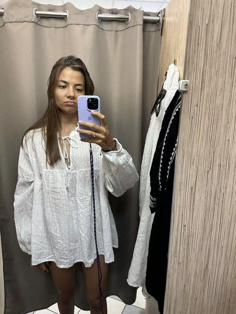 I don't like how this dress looks on me, what do you think? F22