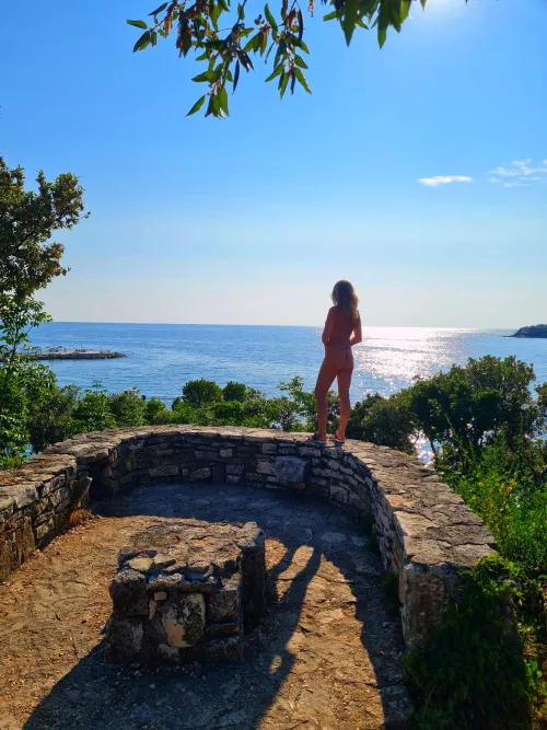 I love the view of my naked wife. Valalta Croatia