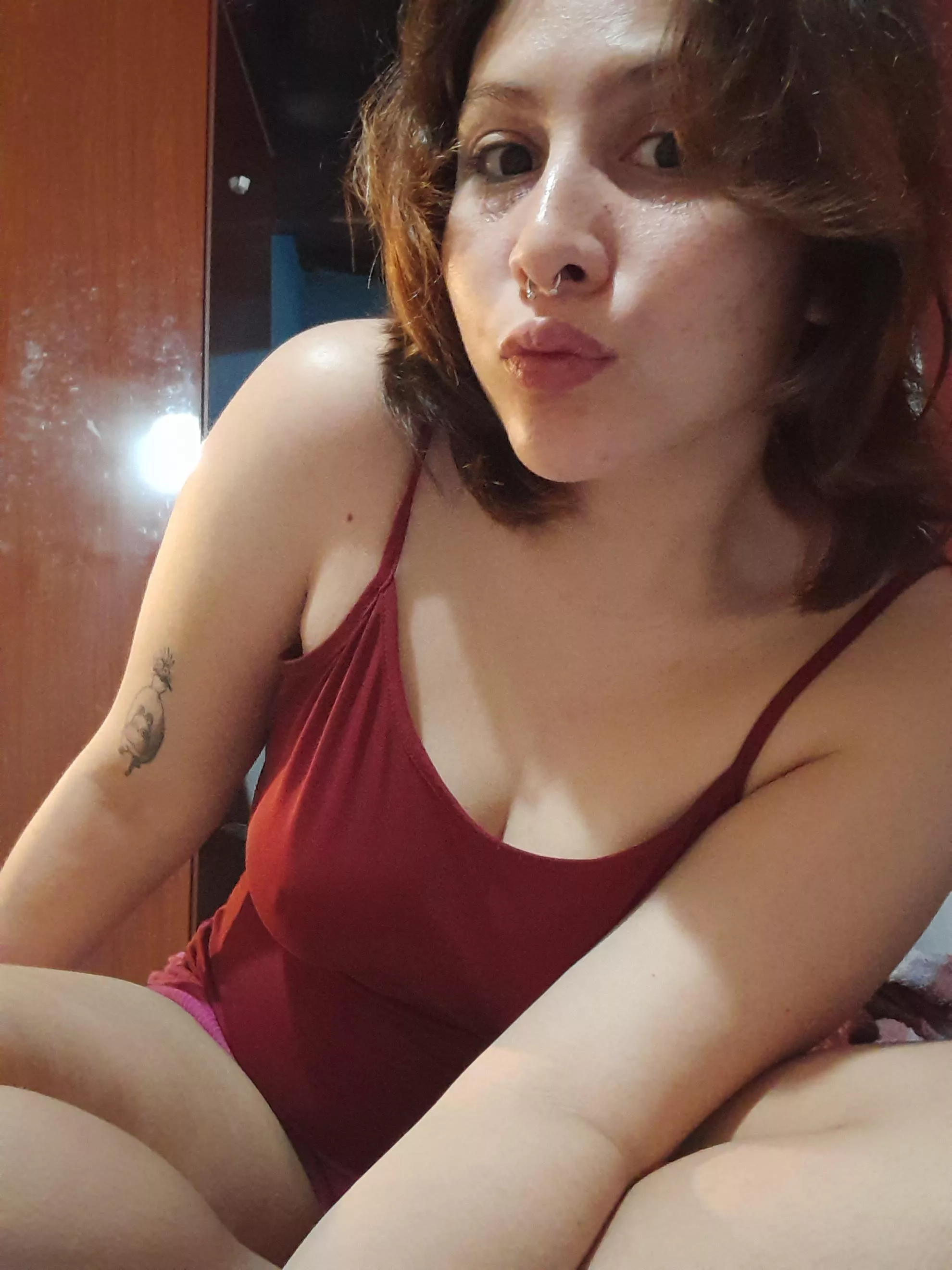 You think my lips are beautiful or na?, here bored lol