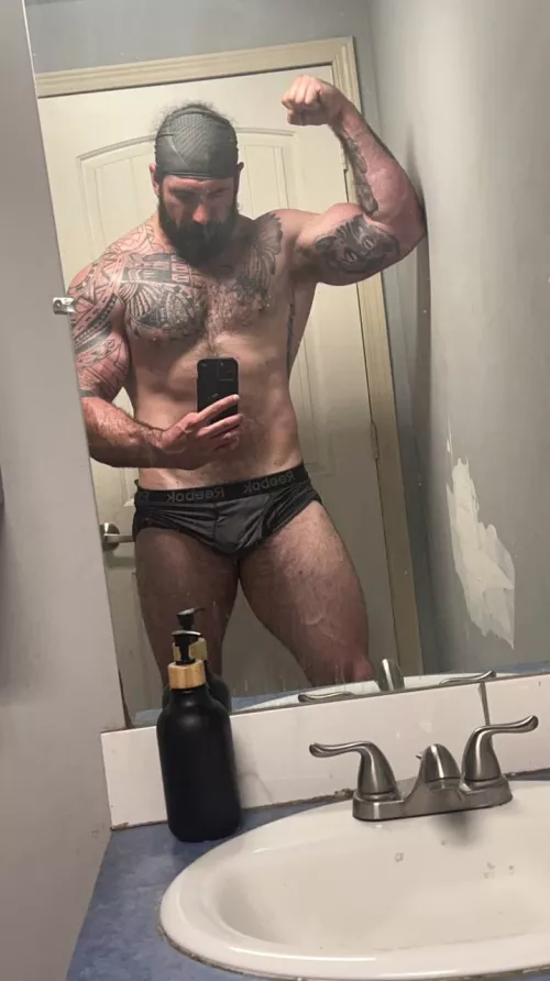 Am I considered a hot guy?