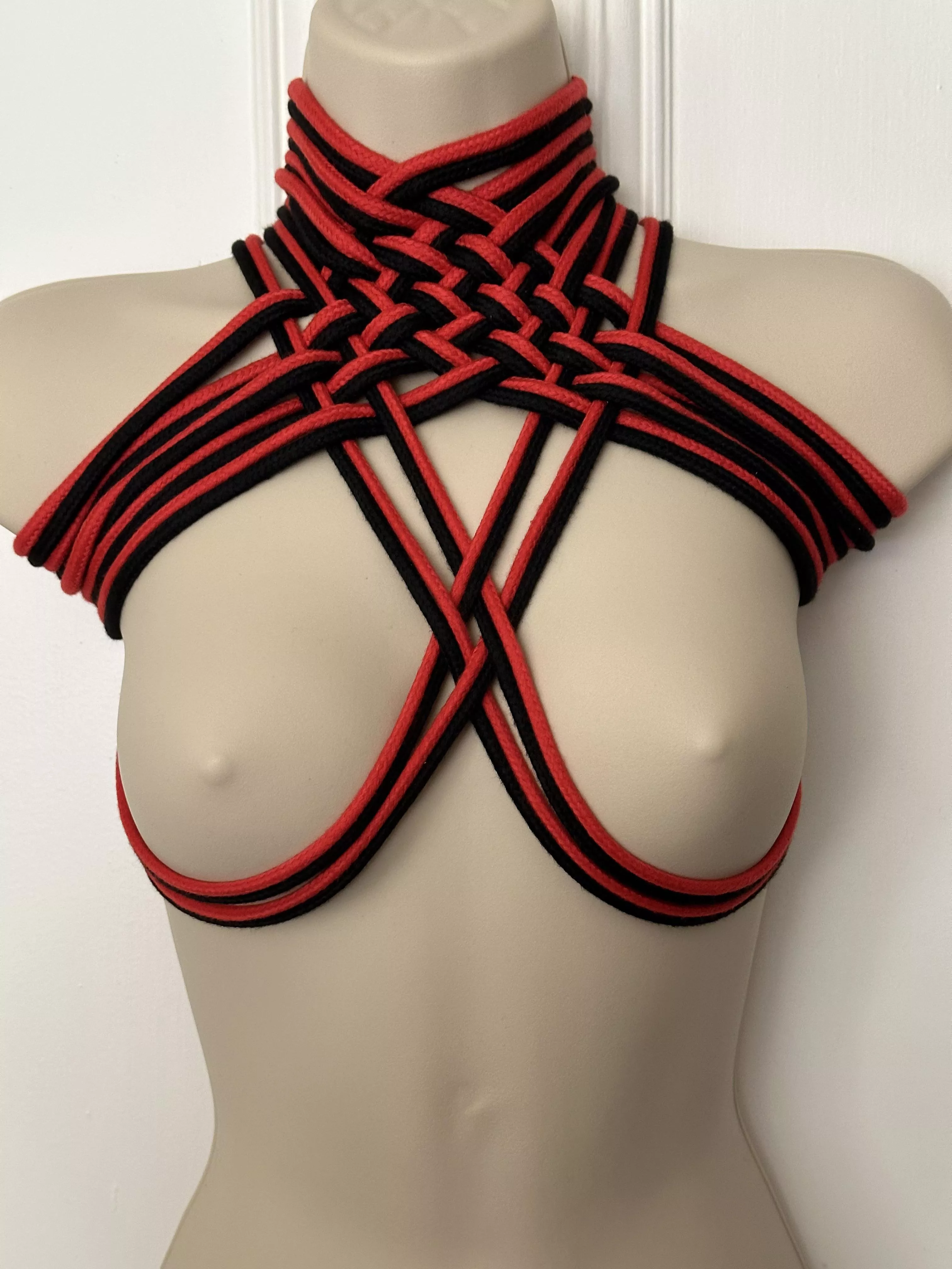 First time trying the cleopatra chest weave