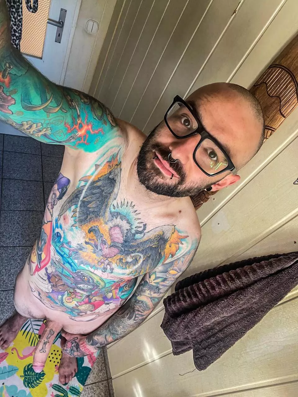 fresh out of the shower ✨