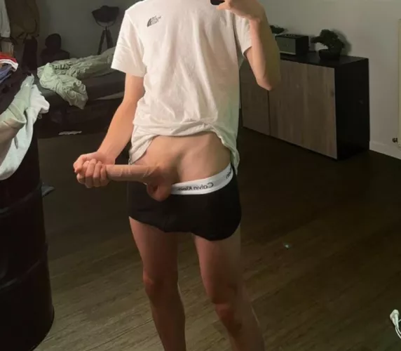 get on your knees and start sucking