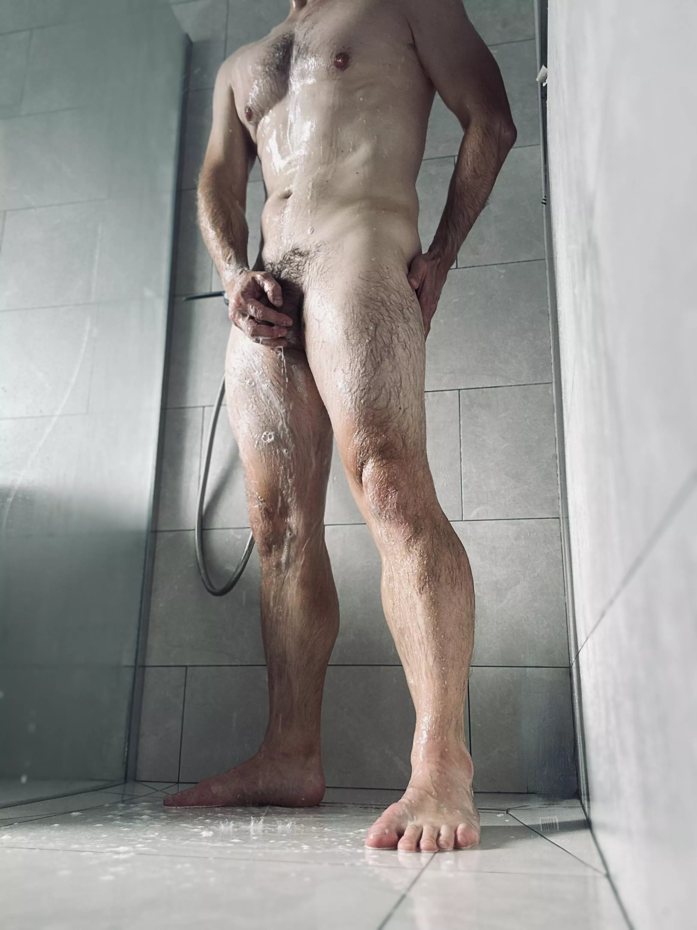 Happy Friday people, thanks for joining me in the shower again