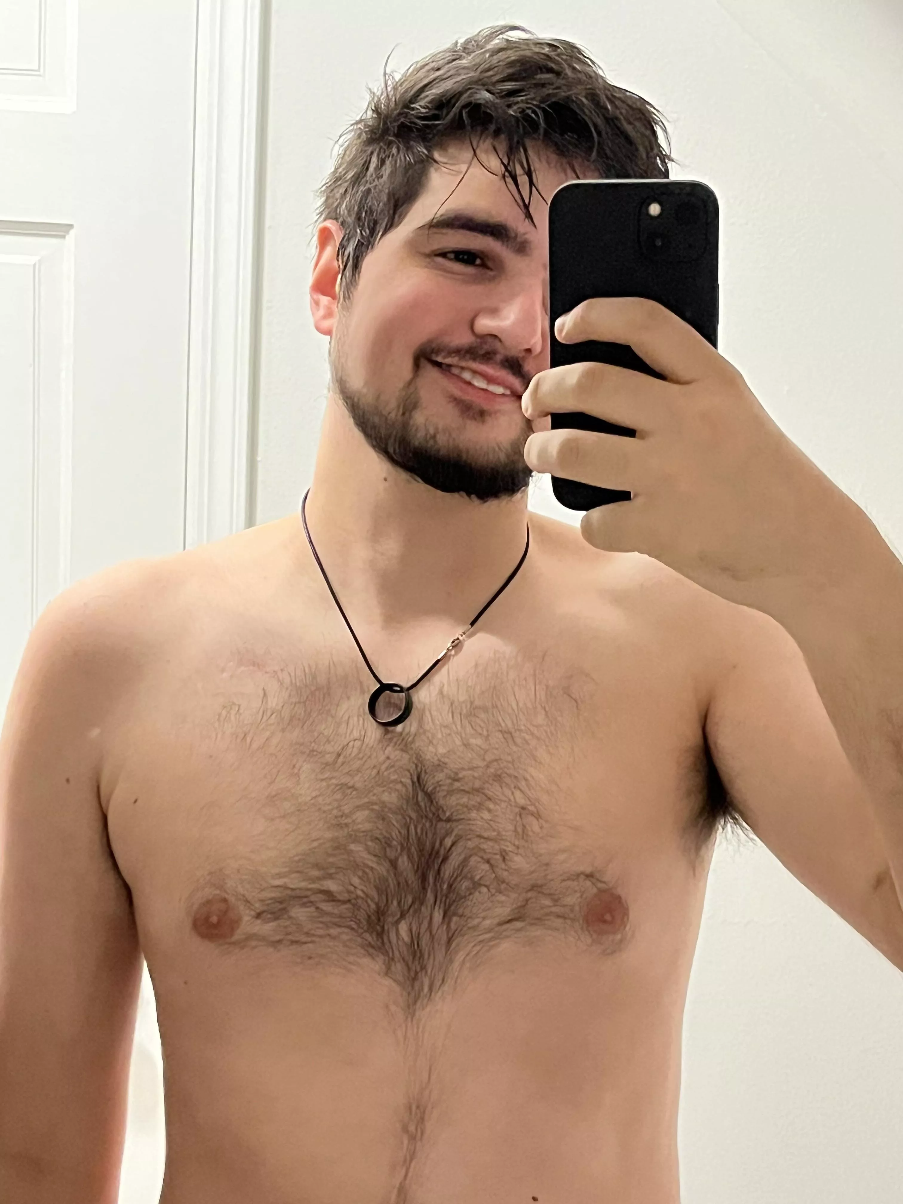 I game alone because that’s all I need to be happy lol