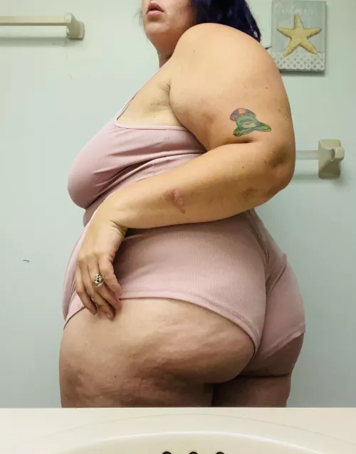 Let me back it up on your thick cock 💦