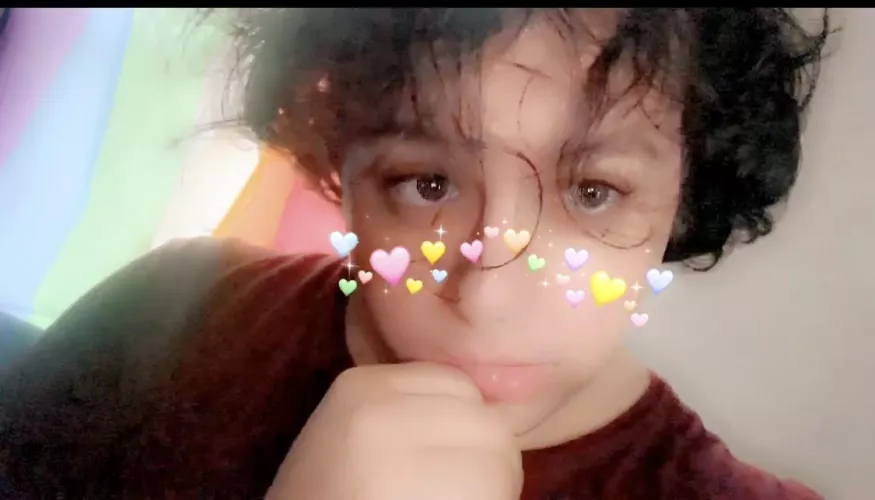 Looking for more people to talk to I’m 23 let’s talk