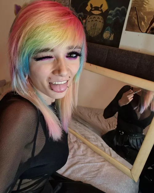 Spooky seasons got my mirror acting up