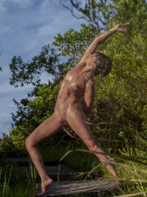 Sweaty side bend 💦☀️