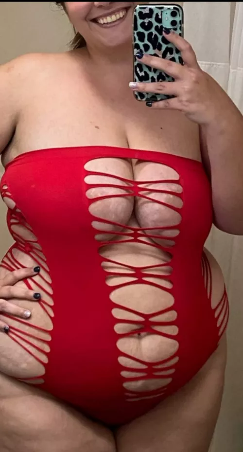 Tell the truth, would you fuck this 30-something BBW?
