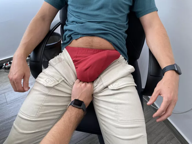 Who wants to grab my boyfriend's bulge? I l ove to share.
