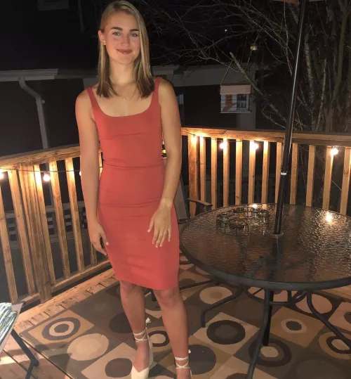 Would you take this beautiful girl on a date?