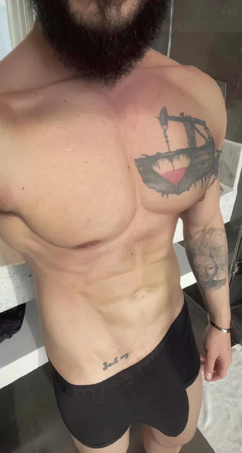 Anyone else buys their Boxers a size smaller, so the bulge gets all the love?